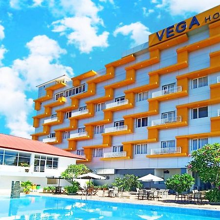 Vega Prime Hotel & Convention Sorong Luaran gambar