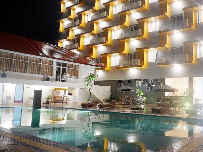 Vega Prime Hotel & Convention Sorong Luaran gambar