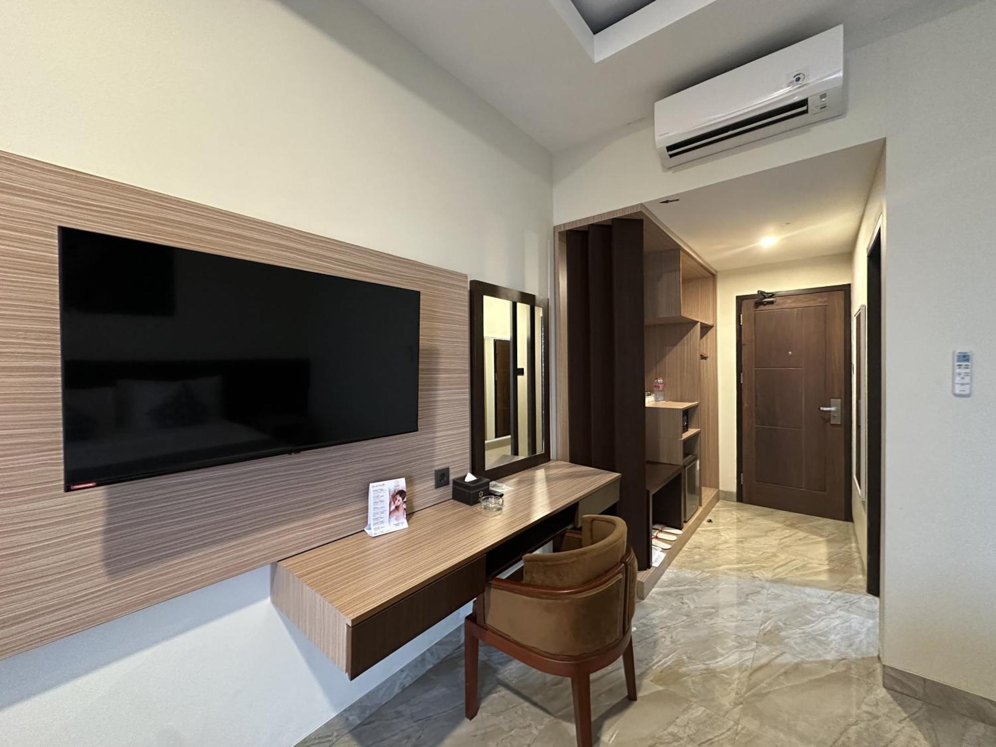 Vega Prime Hotel & Convention Sorong Luaran gambar