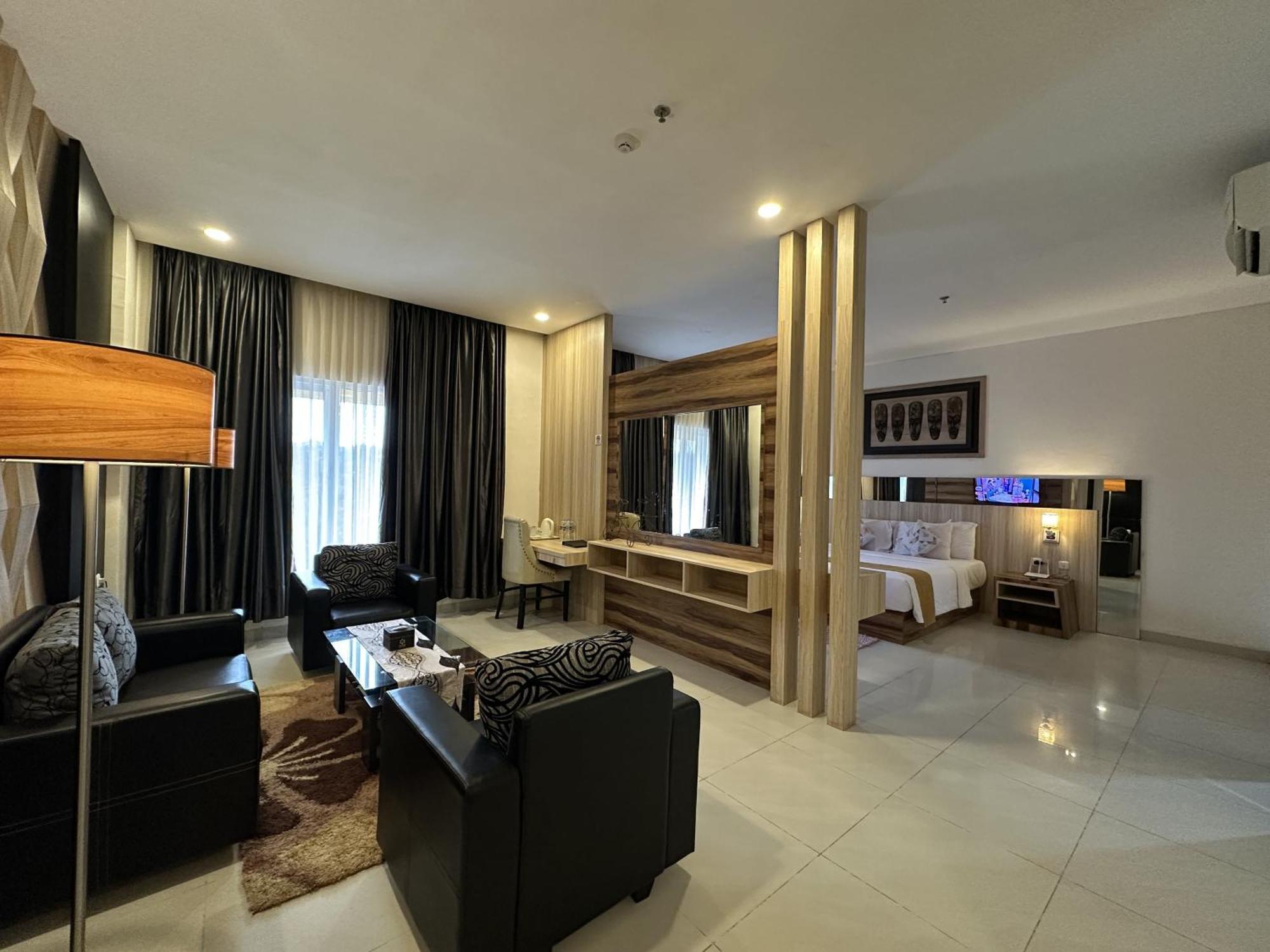 Vega Prime Hotel & Convention Sorong Bilik gambar